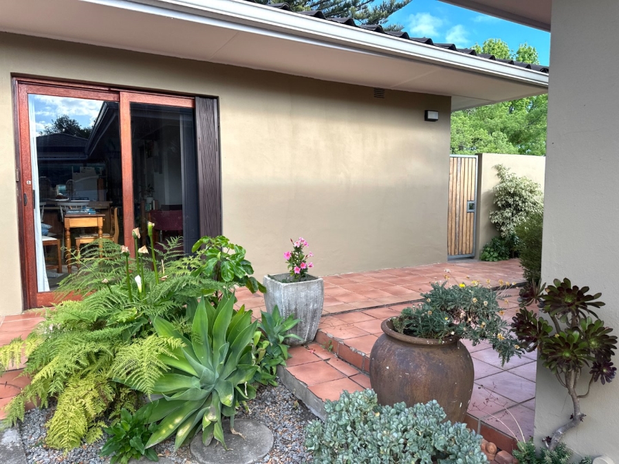 4 Bedroom Property for Sale in Bergsig Western Cape